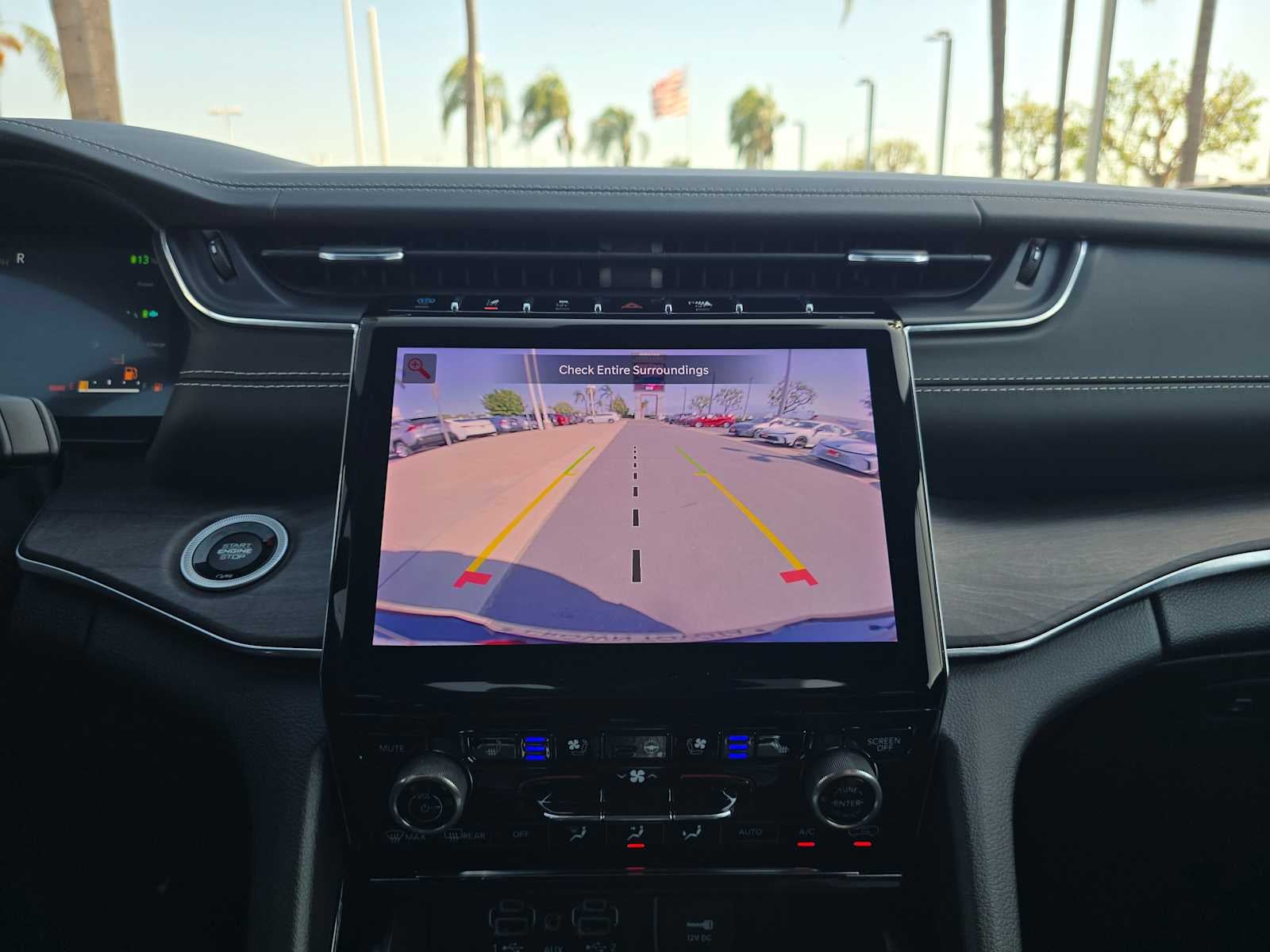 2022 Jeep Grand Cherokee 4xe Overland