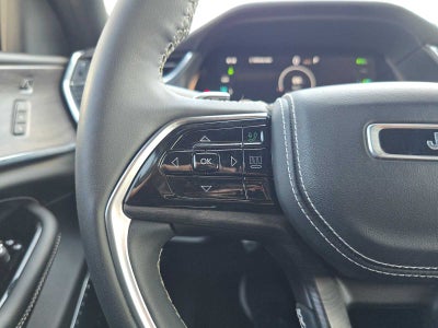 2022 Jeep Grand Cherokee 4xe Overland
