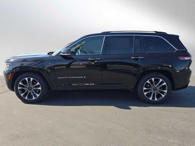 2022 Jeep Grand Cherokee 4xe Overland