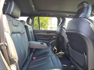 2022 Jeep Grand Cherokee 4xe Overland