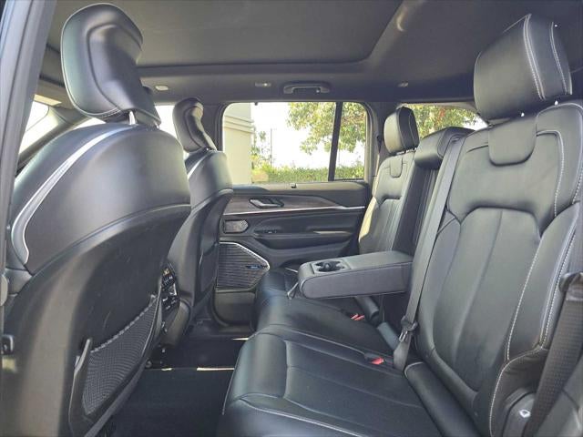2022 Jeep Grand Cherokee 4xe Overland
