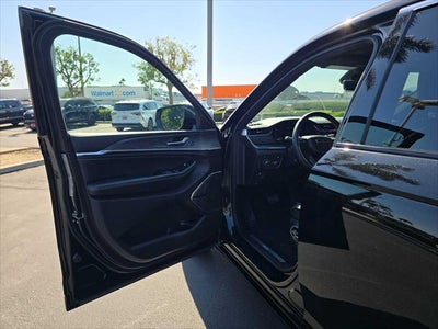 2022 Jeep Grand Cherokee 4xe Overland