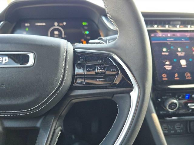 2022 Jeep Grand Cherokee 4xe Overland