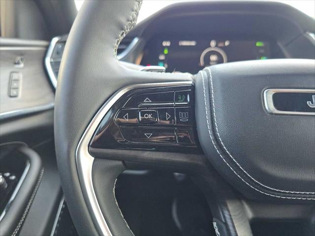 2022 Jeep Grand Cherokee 4xe Overland