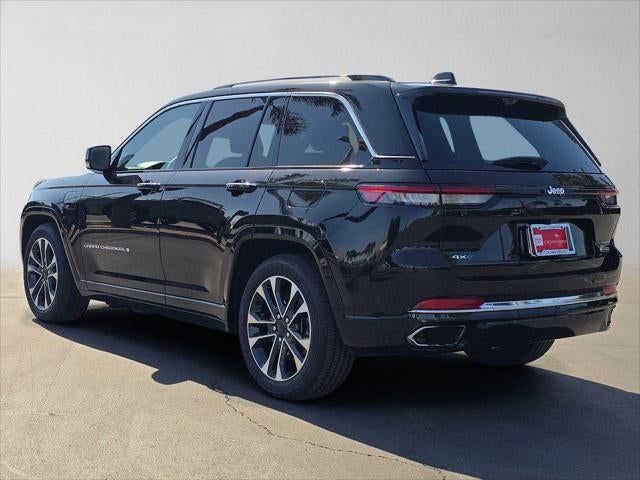 2022 Jeep Grand Cherokee 4xe Overland