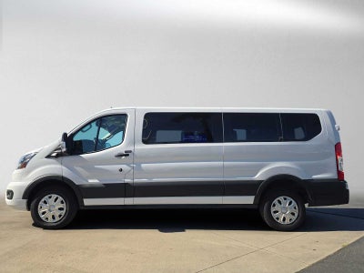 2023 Ford Transit Passenger Wagon XLT