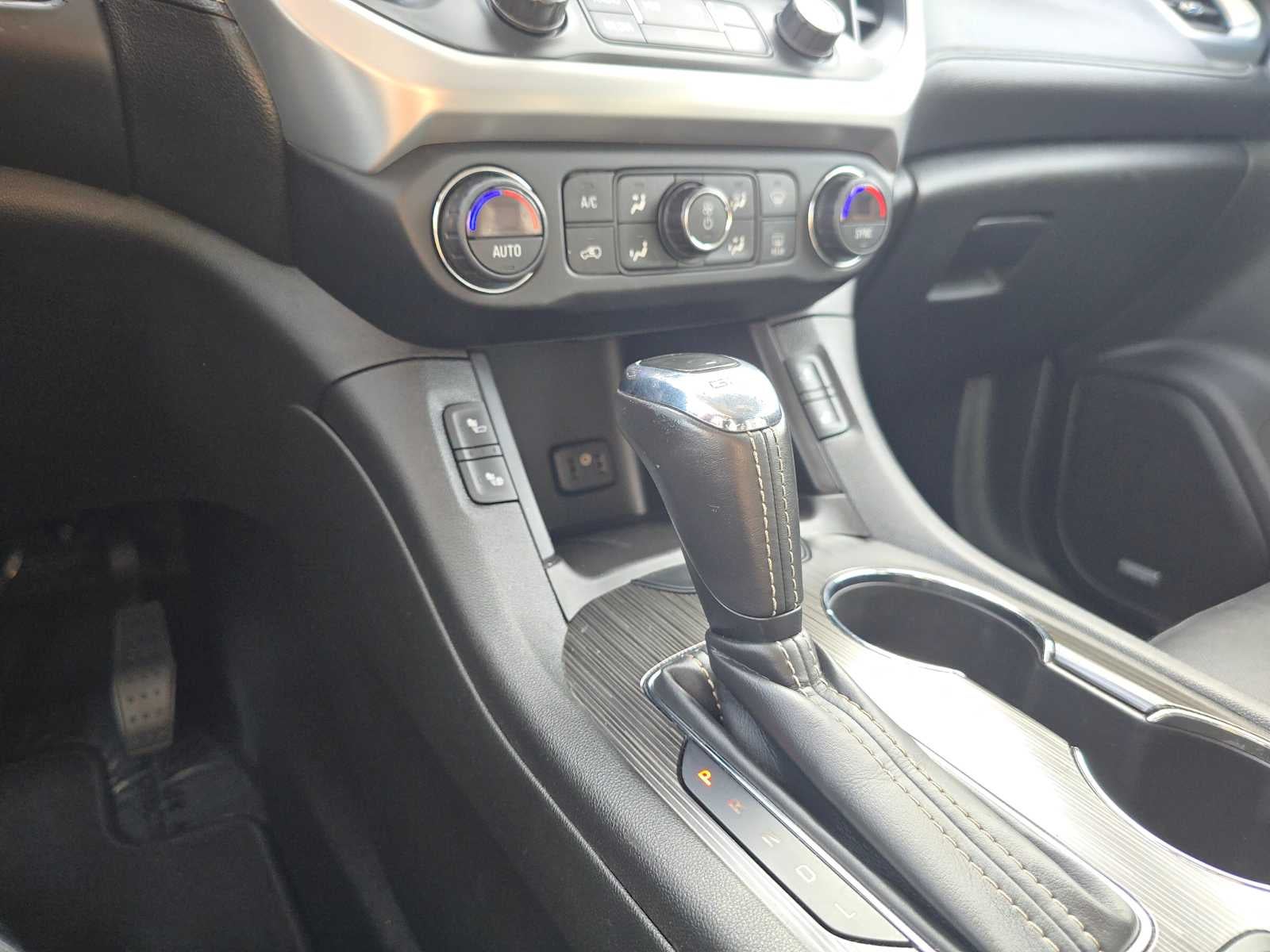 2018 GMC Acadia SLT