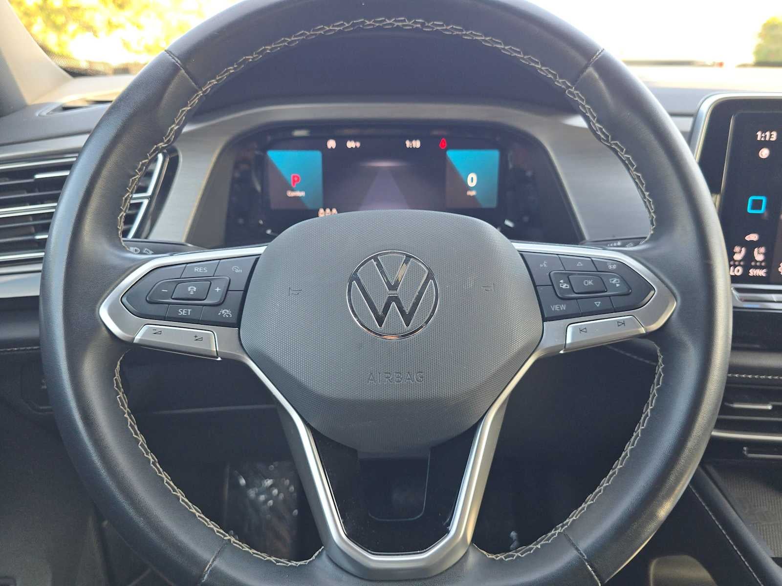 2024 Volkswagen Atlas Cross Sport 2.0T SE w/Technology