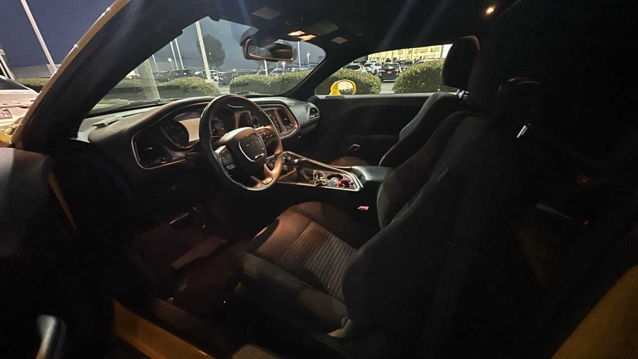 2017 Dodge Challenger SXT