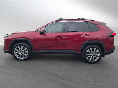 2022 Toyota RAV4 XLE Premium