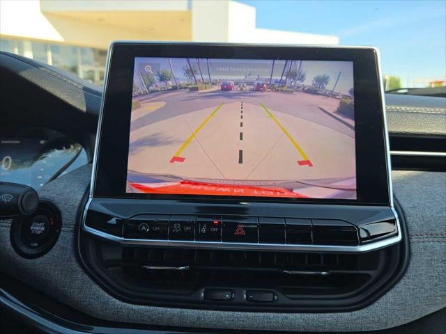 2023 Jeep Compass Latitude Lux