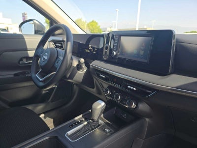 2025 Nissan Kicks S
