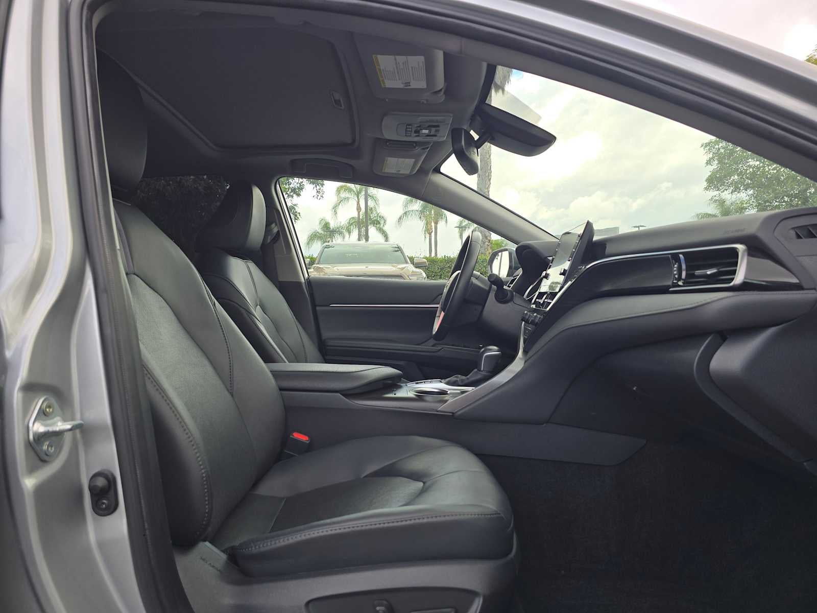 2024 Toyota Camry Hybrid XLE