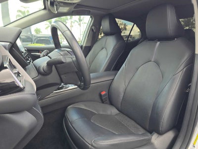 2024 Toyota Camry Hybrid XLE