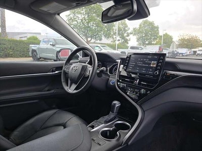 2024 Toyota Camry Hybrid XLE