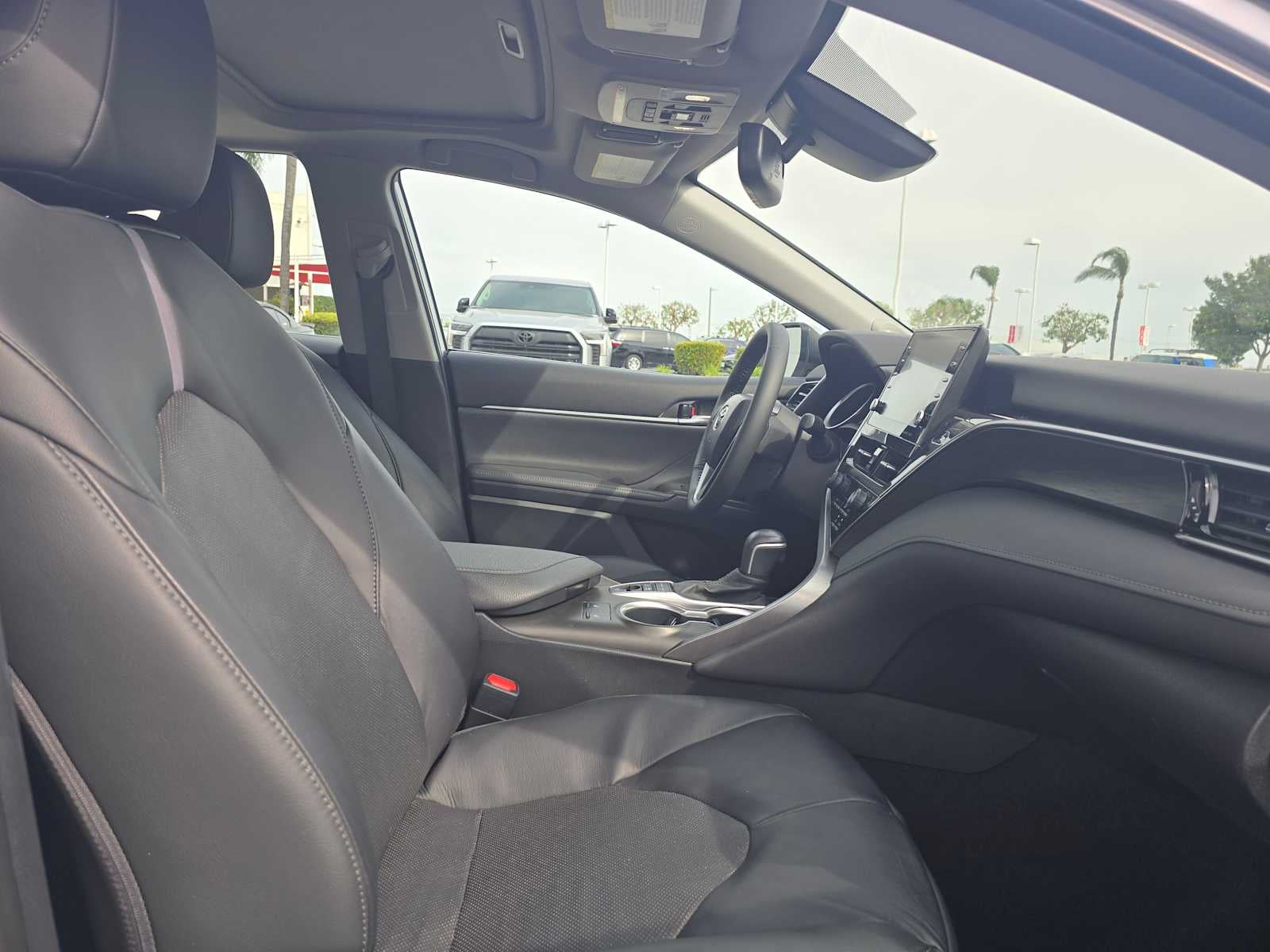 2023 Toyota Camry Hybrid XLE