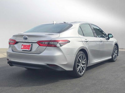 2023 Toyota Camry Hybrid XLE