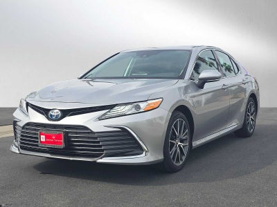 2023 Toyota Camry Hybrid XLE