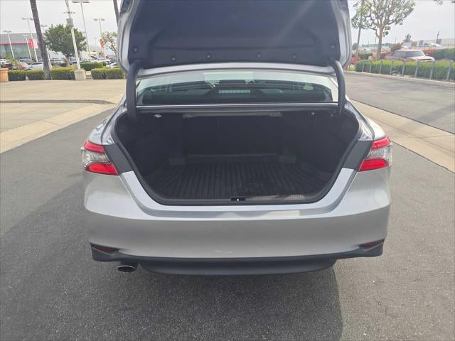 2023 Toyota Camry Hybrid XLE