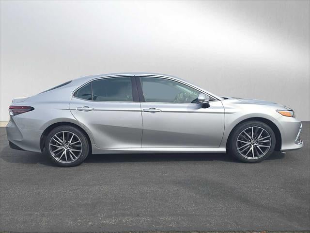 2023 Toyota Camry Hybrid XLE