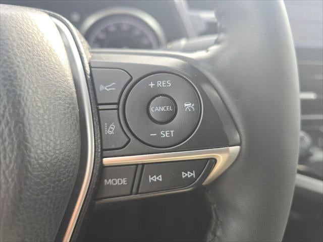 2023 Toyota Camry Hybrid XLE