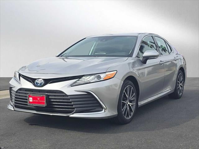 2023 Toyota Camry Hybrid XLE