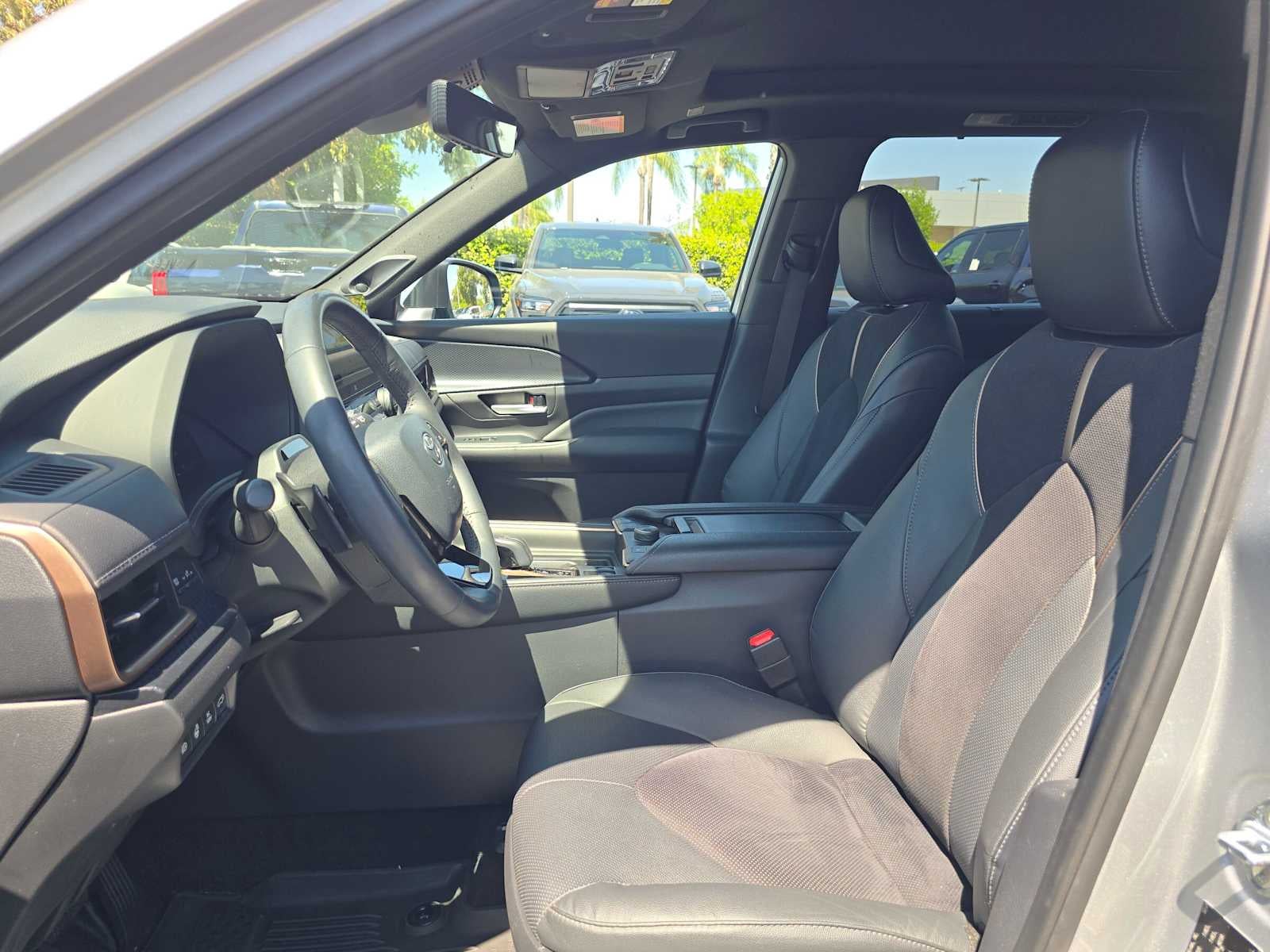 2024 Toyota Grand Highlander Hybrid MAX Platinum
