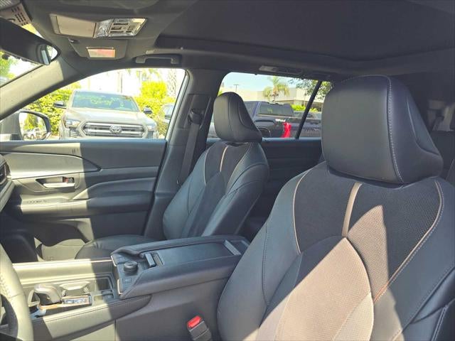 2024 Toyota Grand Highlander Hybrid MAX Platinum