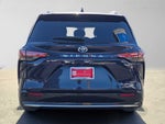 2023 Toyota Sienna Platinum