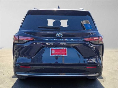 2023 Toyota Sienna Platinum