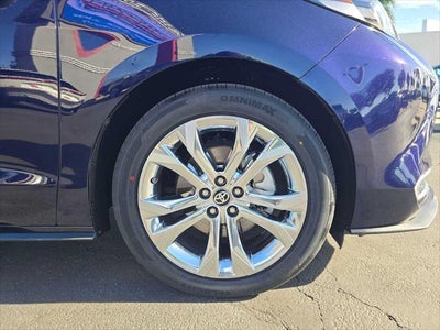 2023 Toyota Sienna Platinum