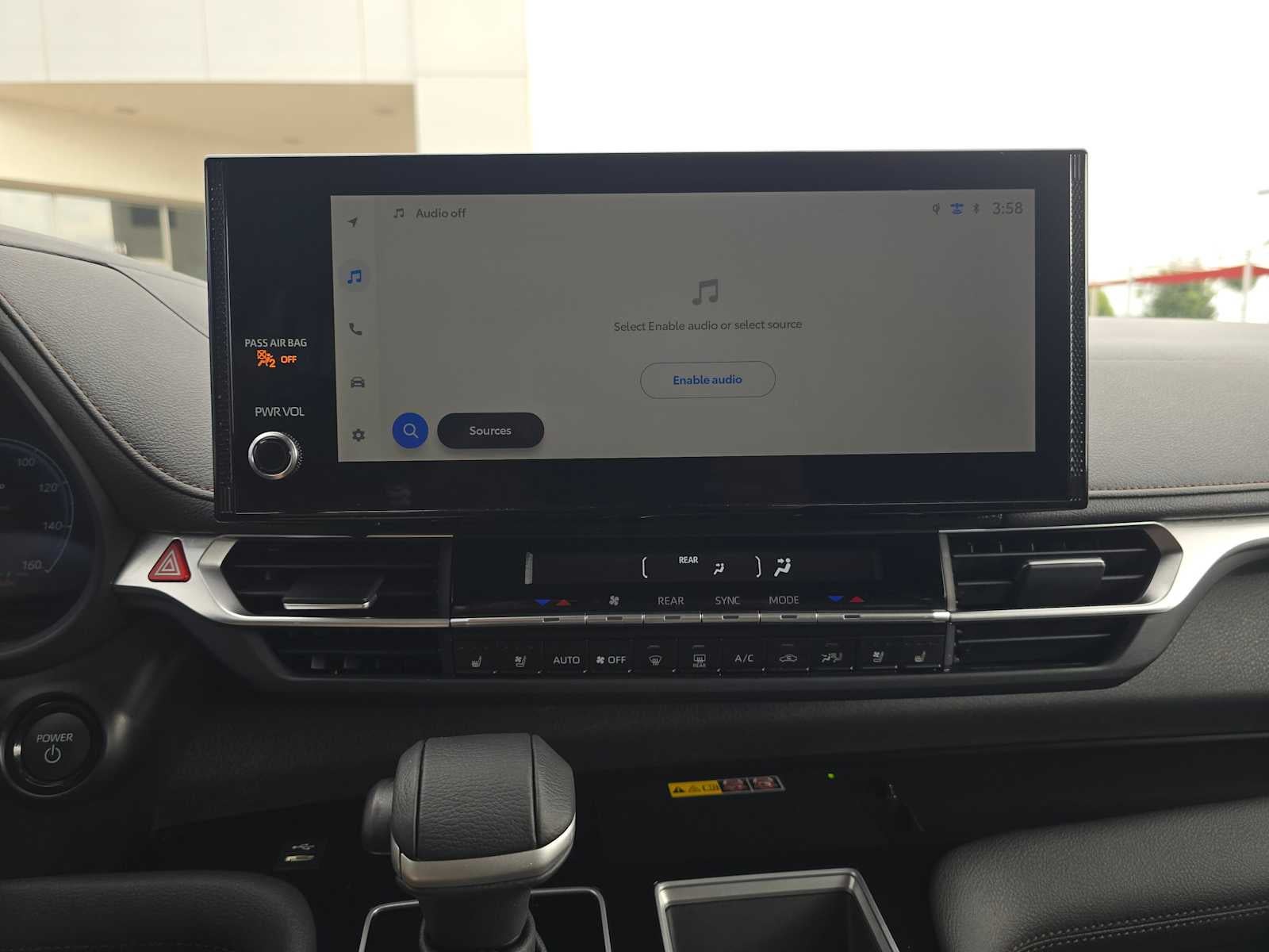2025 Toyota Sienna Platinum