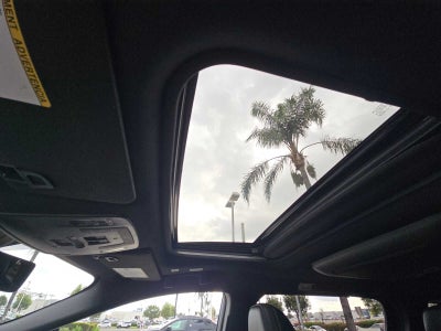 2025 Toyota Sienna Platinum