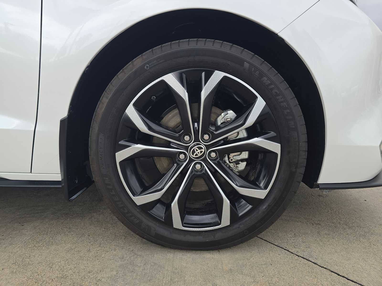 2025 Toyota Sienna Platinum
