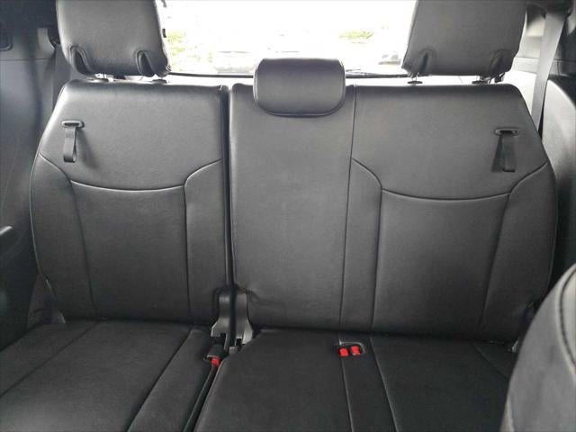 2025 Toyota Sienna Platinum