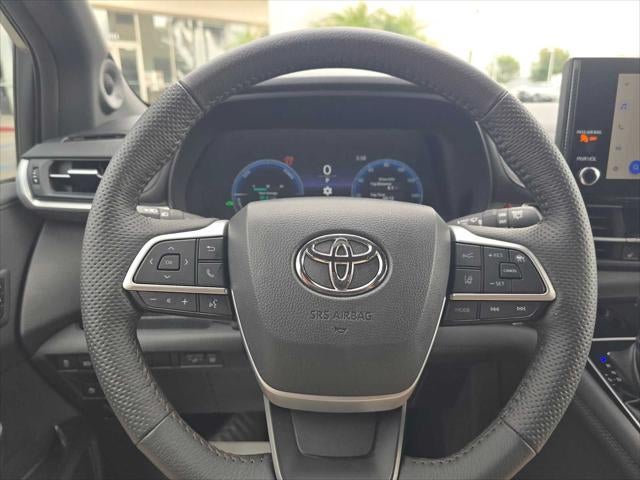 2025 Toyota Sienna Platinum