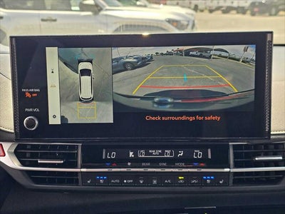 2025 Toyota Sienna Platinum