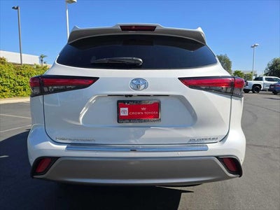 2023 Toyota Highlander Platinum