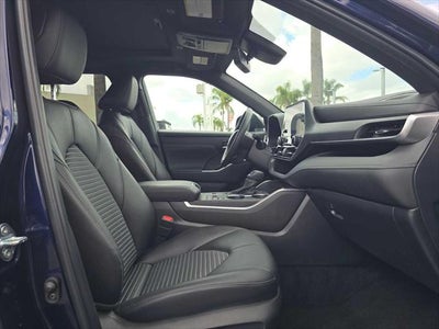 2024 Toyota Highlander XSE