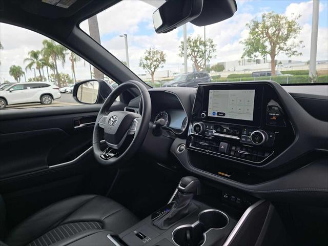 2024 Toyota Highlander XSE
