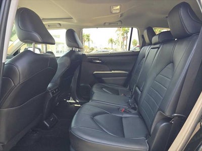 2023 Toyota Highlander XLE