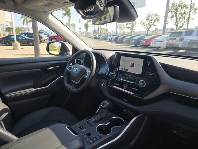 2025 Toyota Highlander XLE