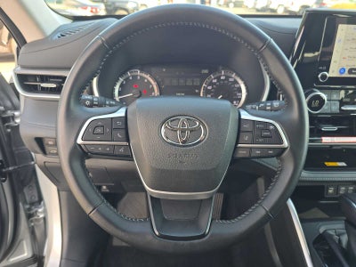 2025 Toyota Highlander XLE