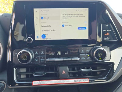 2025 Toyota Highlander XLE