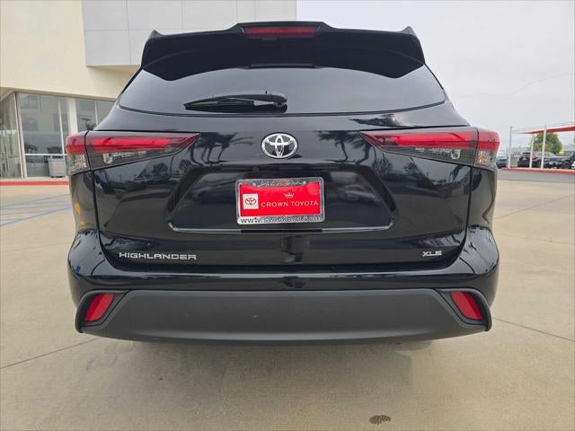 2025 Toyota Highlander XLE