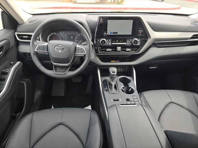 2025 Toyota Highlander XLE