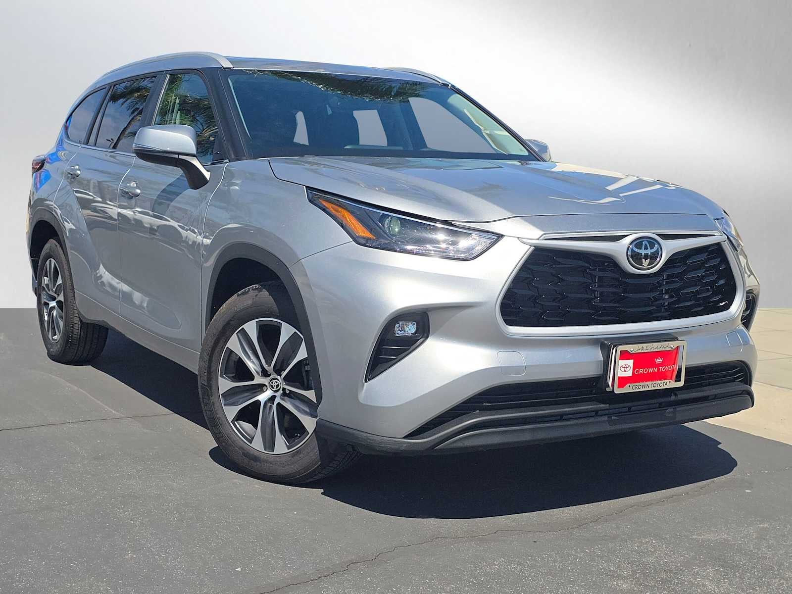 2025 Toyota Highlander XLE