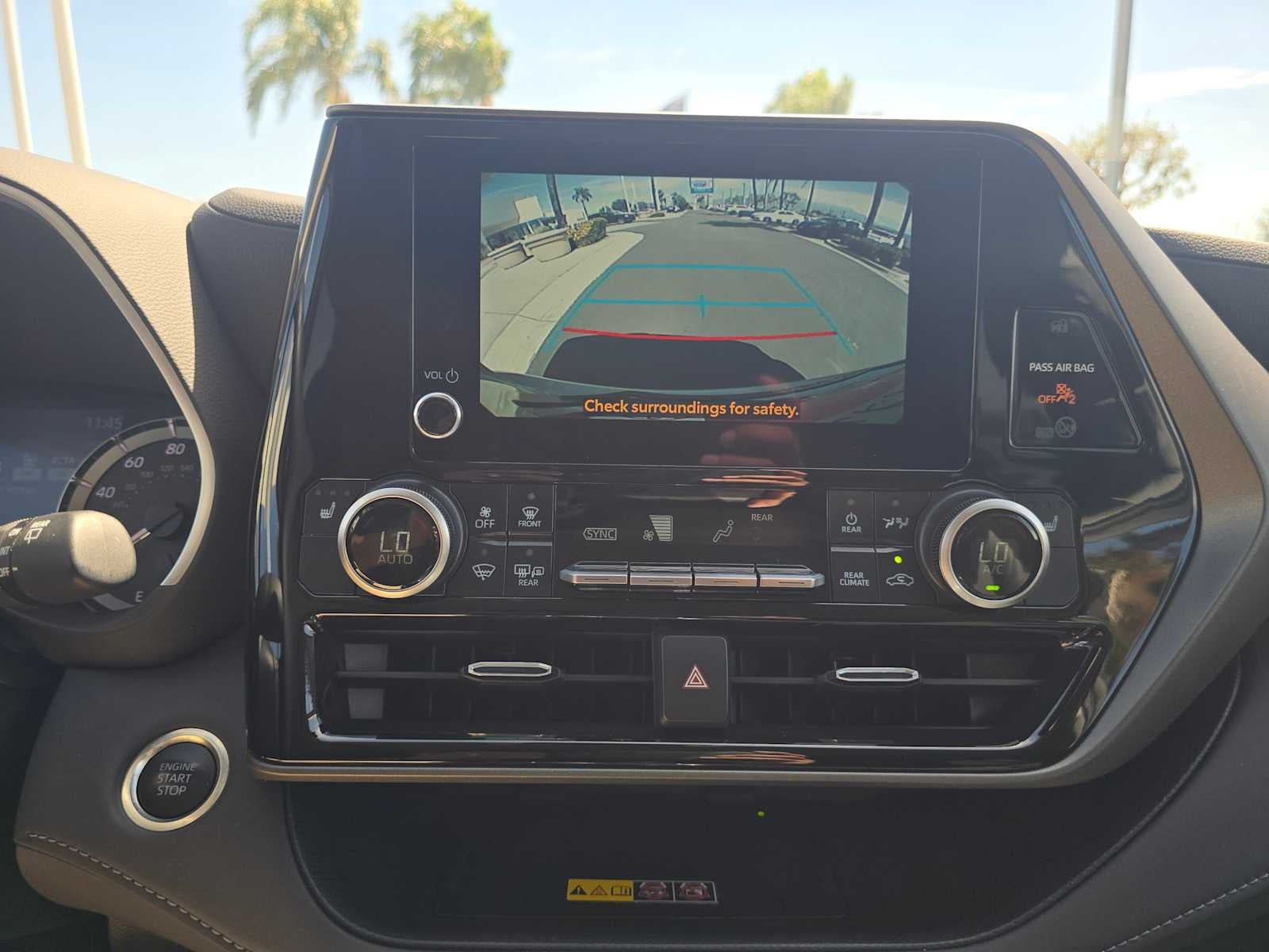 2025 Toyota Highlander XLE