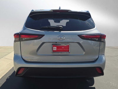 2025 Toyota Highlander XLE
