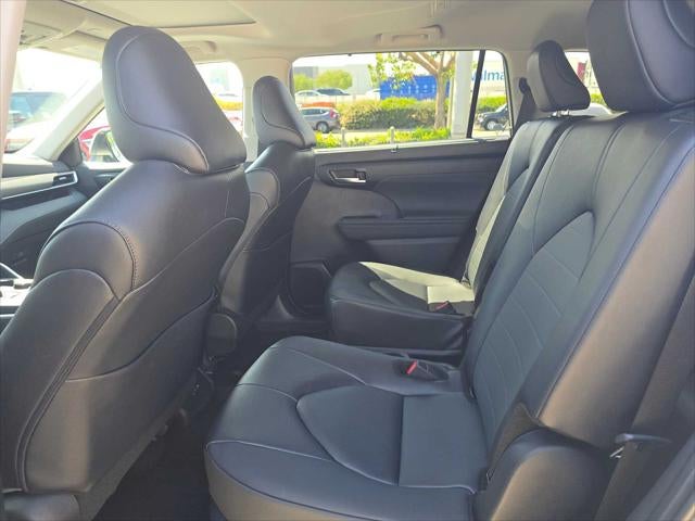 2025 Toyota Highlander XLE
